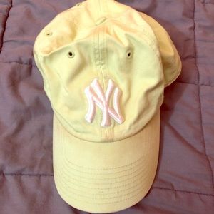 New York Yankees hat